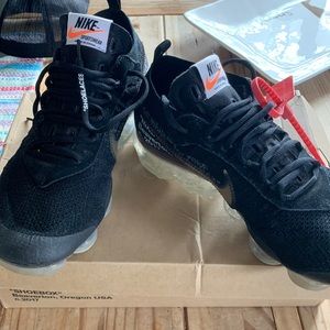 Authentic Nike - Off White Nike Air Vapormax FK